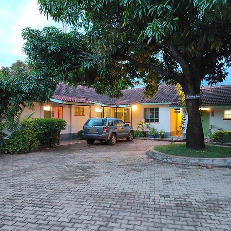 Milimani Drive Livings Apartman Kisumu Kültér fotó