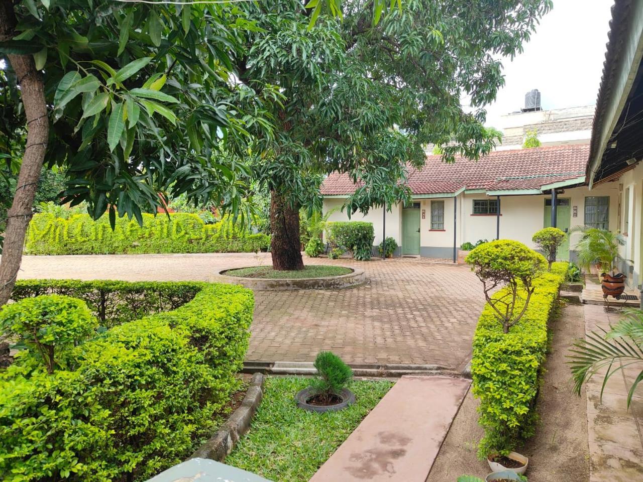 Milimani Drive Livings Apartman Kisumu Kültér fotó
